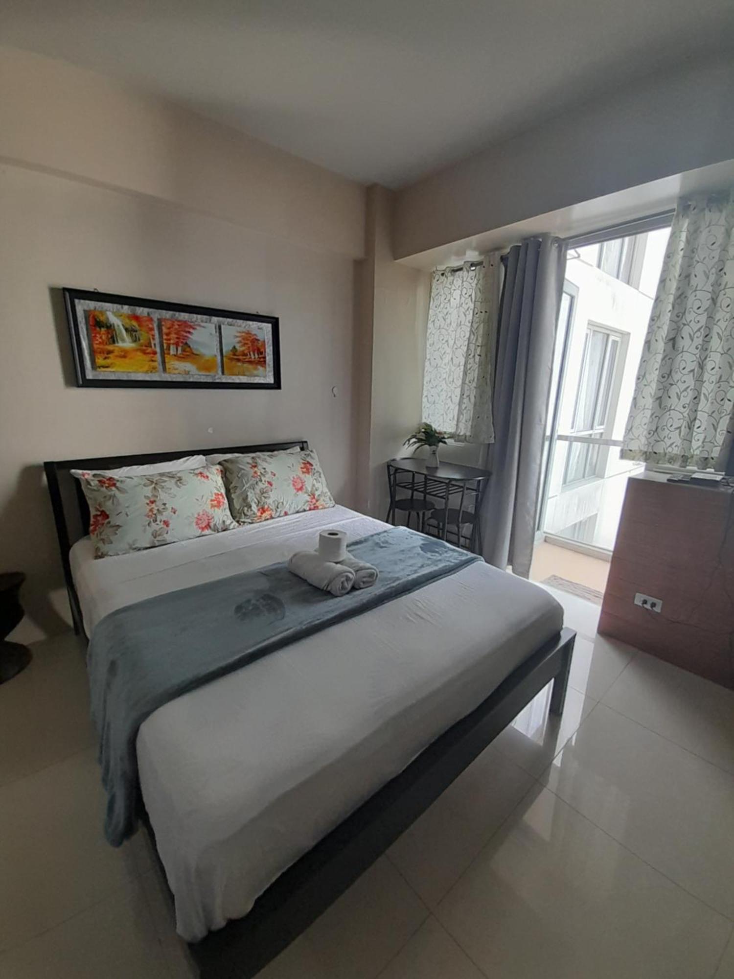 One Palm Tree Villas-Kenzie Place Terminal 3 Airport Manila Eksteriør billede